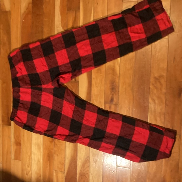 Old Navy Checkered Pajama Pants - Picture 3 of 6